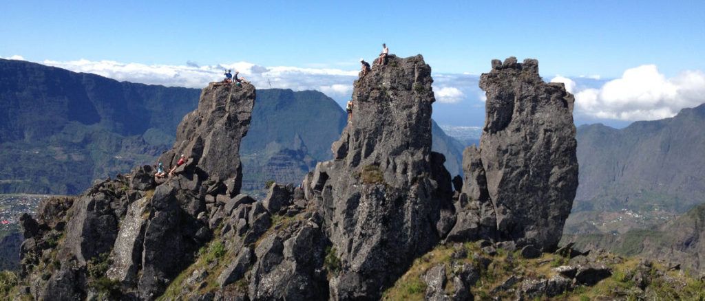 Escalada de la arista de los "trois (3) Salazes" en la isla Réunion-cilaos-mafate.