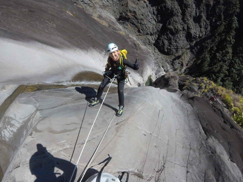 fleur-jaune-Fleurs-jaunes-cilaos-canyon-canyoning-REUNION-7